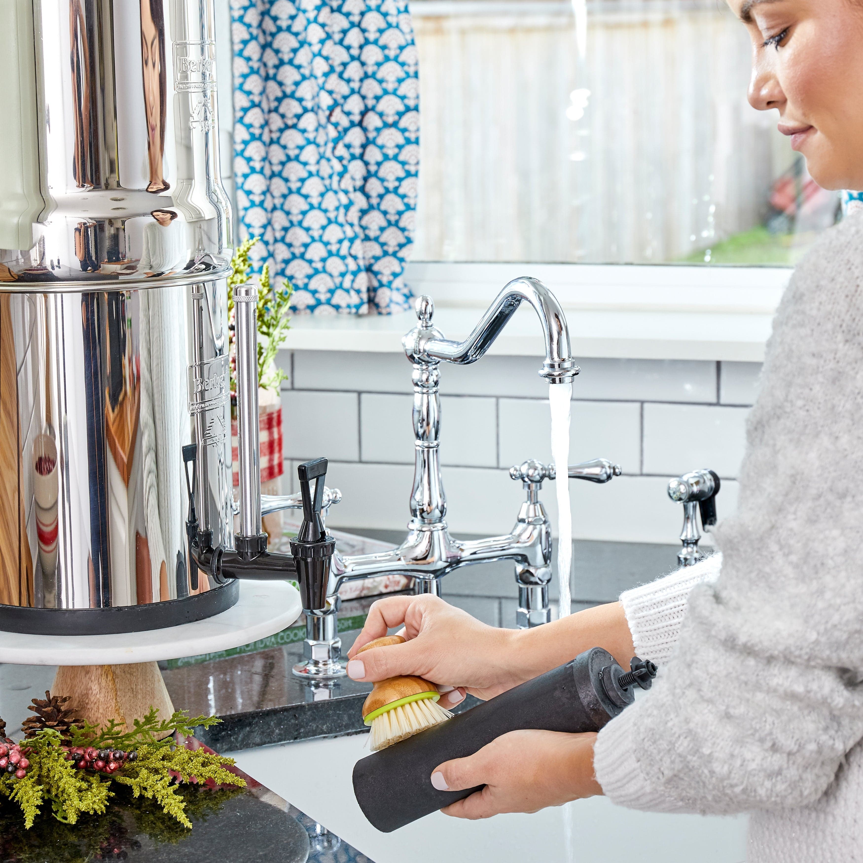 BERKEY SYSTEMS Fontaine berkey filtration Fontaine à eau Crown Berkey® 22.7 litres - 2 filtres Black Berkey® - Ref CRN8X2-BB